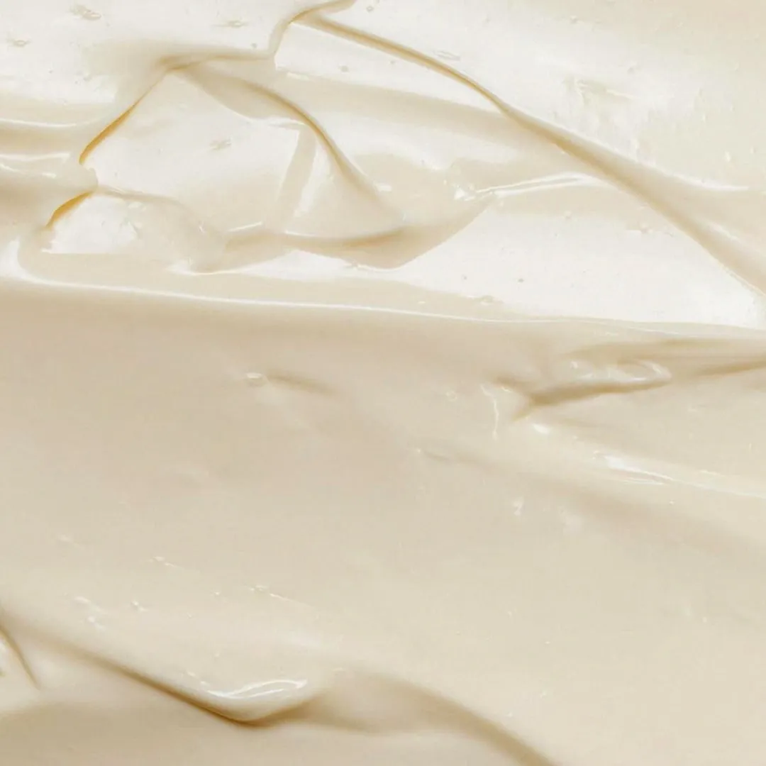 Makris-Eye-Cream-Texture